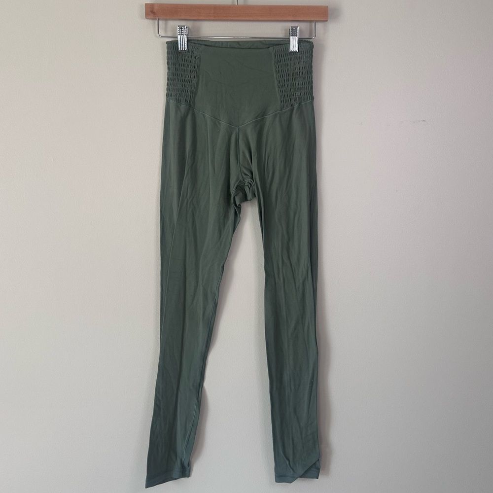 Offline Aerie Sage Green Real Me High Rise 7/8 Ankle Leggings Size Medium - Picture 4 of 8